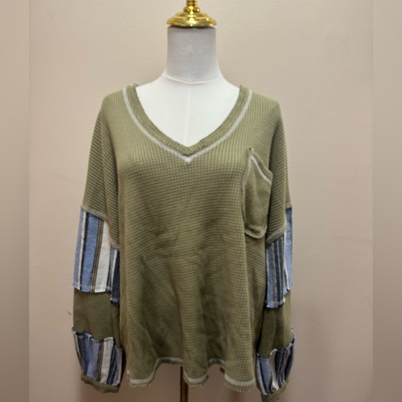 POL Tops - NWOT POL Thermal Knit Top